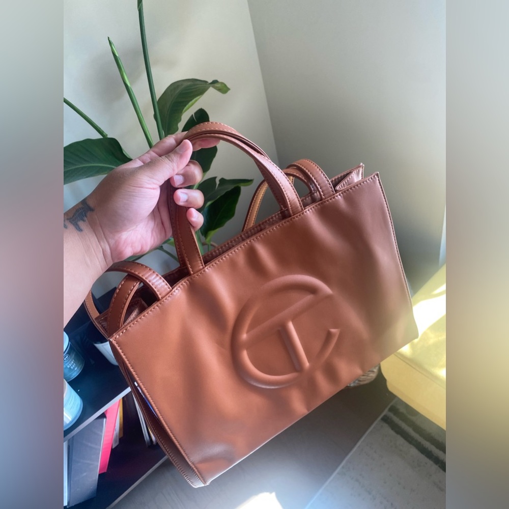 Medium Telfar Brown